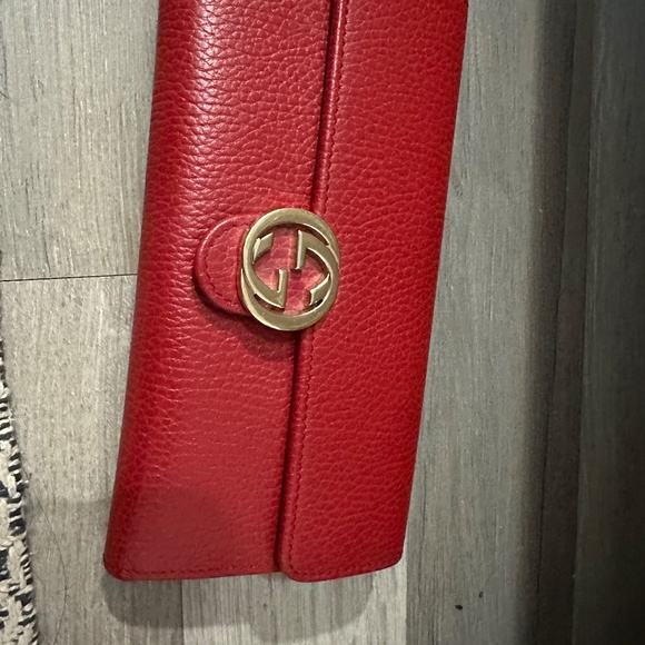 Gucci Red Icon Leather Wallet - Picture 7 of 7